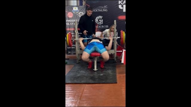 Классический жим лежа - Юноши до 108 кг смотреть онлайн