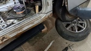 Ну начали, как говорится. Переварка порогов Ваз-2114