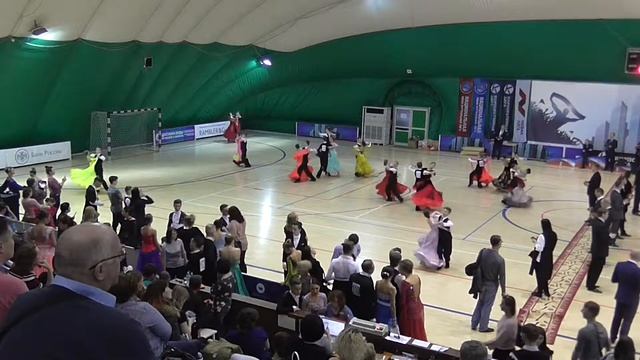 D класс Юниоры 2+1 1/2 финала стандарт смотреть онлайн