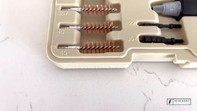 Набор для чистки оружия калибров .22.357/9мм.38.40.45 Совмест? смотреть онлайн