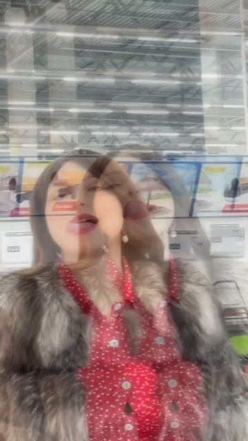 В конце он купил виброплиту Snirrex и ушел счастливый... #ю смотреть онлайн