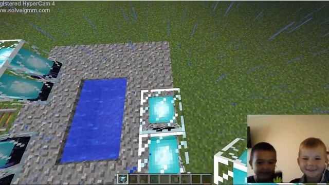 мы с другам Динисам и Айбулат и мой сервер