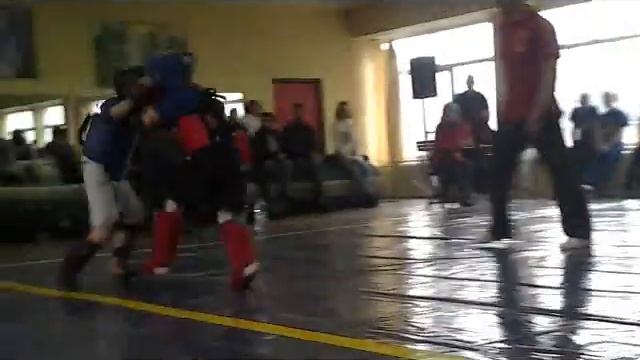 Поворознюк Роман -  Оглобля Артем