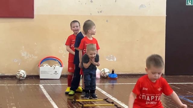 Школа Спартака. Упражнение с лестницей. смотреть онлайн