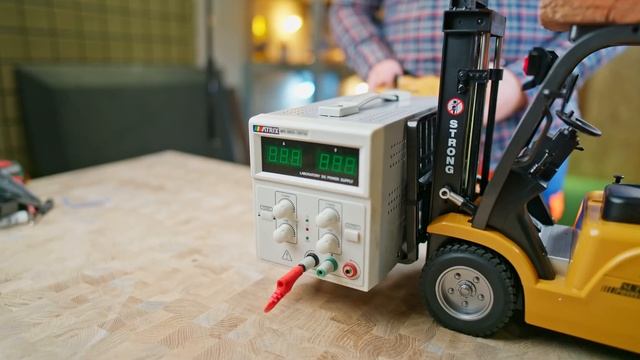 УВЕЛИЧИЛИ МОЩНОСТЬ СТРОИТЕЛЬНЫХ ИГРУШЕК В 10 РАЗ!) смотреть онлайн