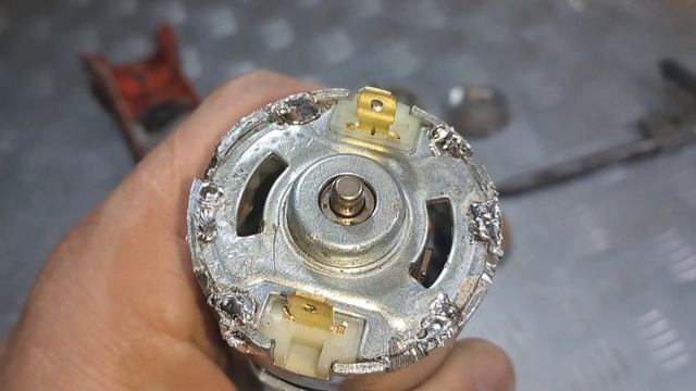 2 АКБ болгарки Einhell не включаются - ремонт. смотреть онлайн