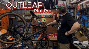 Outleap Riot Pro (2025) распаковка, сборка и обзор.