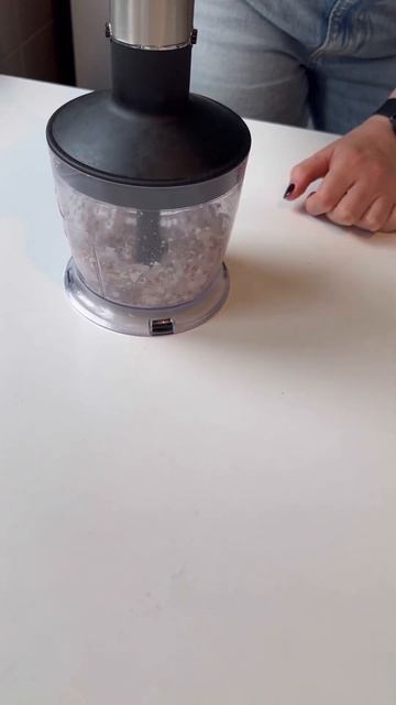 КАК ЗАТОЧИТЬ НОЖИ В БЛЕНДЕРЕ?✅ #лайфхаки #андрейника #? смотреть онлайн