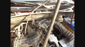 Проверка дымогенератором  на герметичность системы впуска двигателя