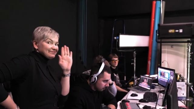 Организация онлайн мероприятий и трансляций в виртуальной студии(Бекстейдж) смотреть онлайн