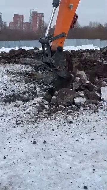 клык-рыхлитель EXTEN ReX7 на экскаваторе DOOSAN DX260 смотреть онлайн