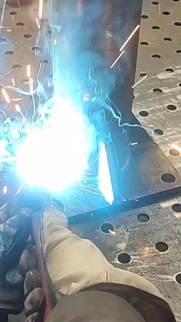 Сварка закладной детали фундамента смотреть онлайн