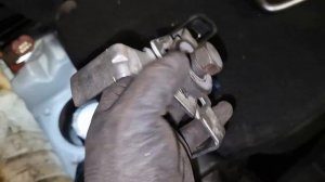 Ниссан Кашкай 2+ - замена топливного насоса.