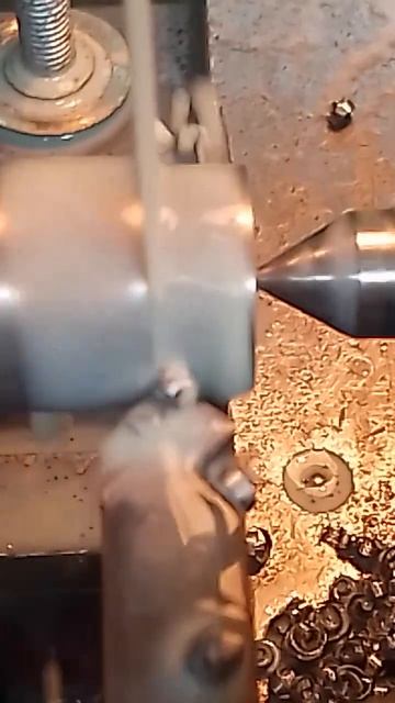 Канавка для отвода стружки. смотреть онлайн