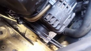 Установка ремня генератора на Рено Канго