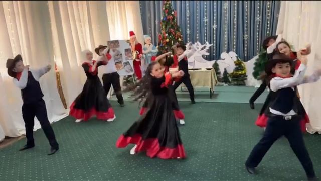 Грузинский танец детей