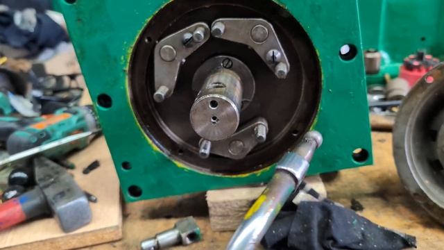 Ремонт фрезерного 679 Как снять крышку коробки смотреть онлайн