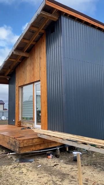 Дом с односкатной крышей #shorts #barnhouse смотреть онлайн