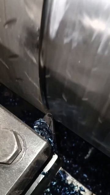 Пластина из КНБ от Microbor. Глубина резания (Ap) 3-4 мм. смотреть онлайн