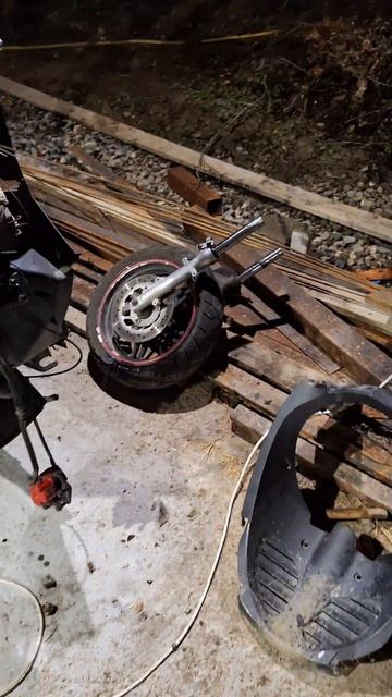 Как покрасить скутер своими руками. Этап1 разборка #пе смотреть онлайн