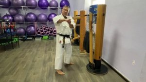 Макивара в каратэ. Работа на макиваре