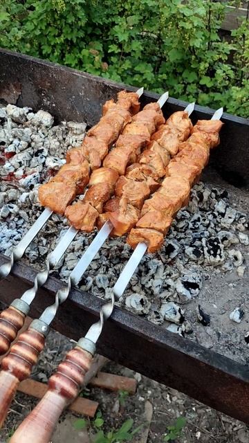 Любимый шашлык. Какое мясо выбрать ? смотреть онлайн