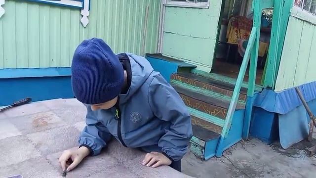 В деревню к бабушке приехал дядя Рома, жарим шашлык! 18-05-2025 смотреть онлайн