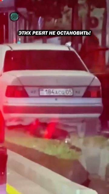 КОГДА В АВТОСЕРВИСЕ РАЗВЕЛИ РУКАМИ - А ВЫ НЕТ! #автоприколы #автоюмор #автомемы #мемы #приколы смотреть онлайн