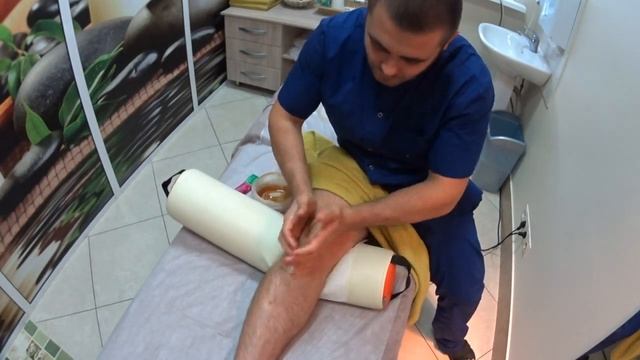 Медовый самомассаж колленого суставапроводится медовый самомассаж колленного сустава