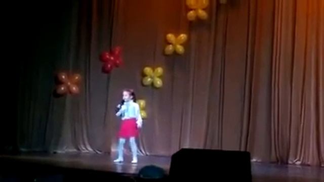 "Я рисую мечты" ст.И.Гвоздевой,музыка С.Можаровского смотреть онлайн