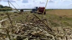 Пресс подборщик рулонный ПР-140 с центральным дышлом. Б?