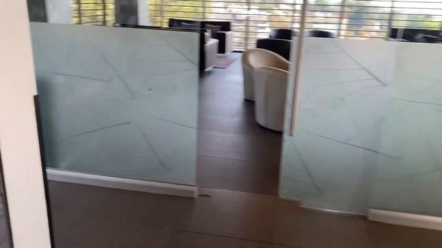 Наш Домашний Спорт Зал Жилого Комплекса Citta San Jerónimo смотреть онлайн