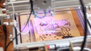 Гравировка на акриле 8Вт диодным лазером