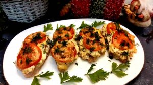 Мясо с грибами в духовке