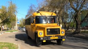 Служебный автобус КАвЗ-39765-023 (397653) (2005-2007) № КЕ 011 66 следует по улице Веры Шляпиной