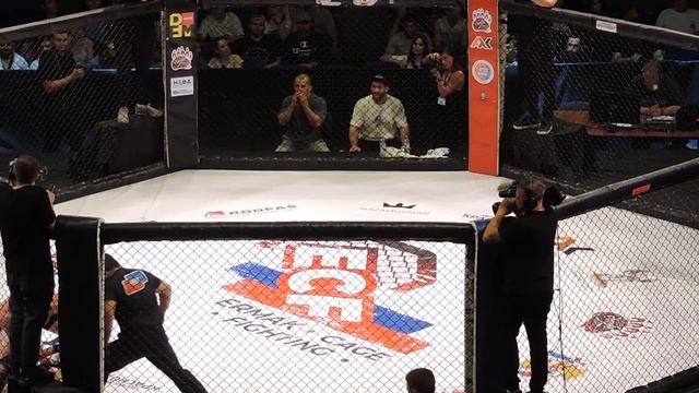 Турнир по смешанному боевому единоборству  MMA Краснод?