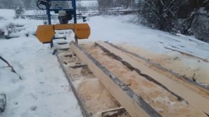 Допилил брус на обвязку. Бензиновая пилорама Астрон 9 ?
