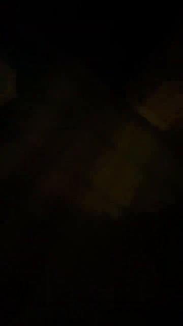 Как нужно НОРМАЛЬНО спускаться по лестнице смотреть онлайн