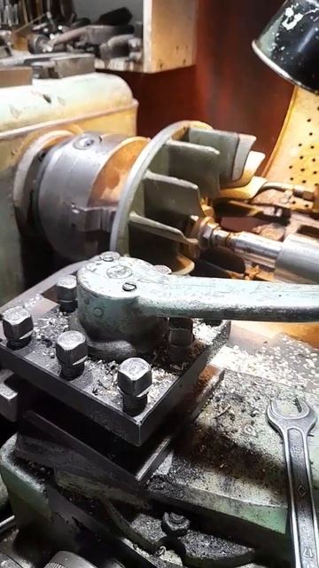 Проточка маховика для двигателя УД1. смотреть онлайн