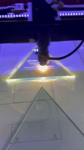 Лазерная гравировка по стеклу- изготовление наград, с? смотреть онлайн