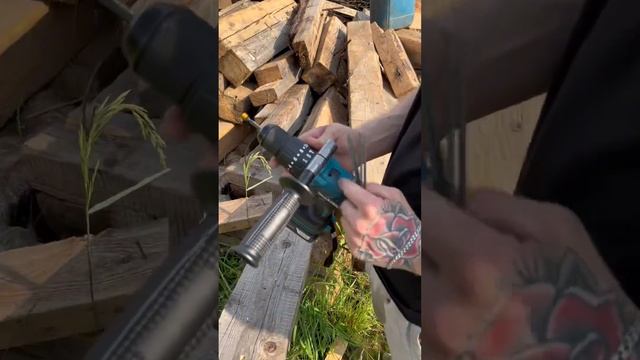 Обзор аккумуляторного ударного шуруповерта 13 мм смотреть онлайн