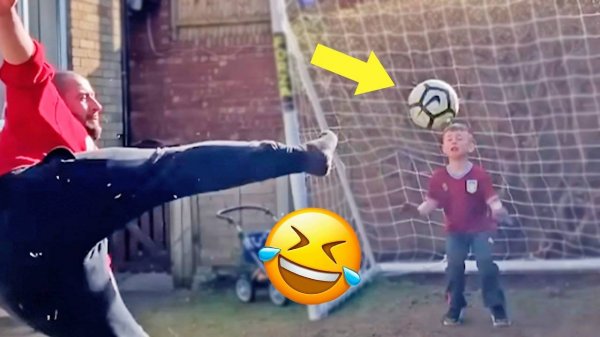 САМЫЕ СМЕШНЫЕ МОМЕНТЫ В ФУТБОЛЕ 2025 ЛУЧШИЕ ПРИКОЛЫ В ФУТБОЛЕ ВИДЕО ПРО ФУТБОЛ ПРИКОЛЫ В СПОРТЕ