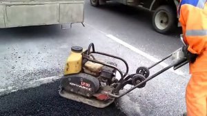 Укладка холодного асфальта