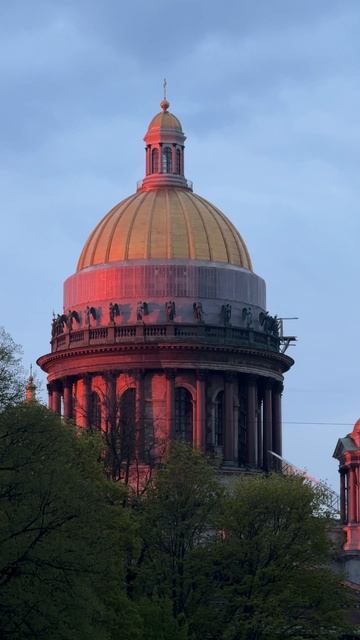 Как звучит Петербург в 4 утра? Питер 2025. Белые ночи в Санкт-Петербурге смотреть онлайн