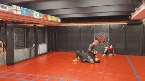 Грэпплинг базовый уровень, занятие 10 (эль свип)