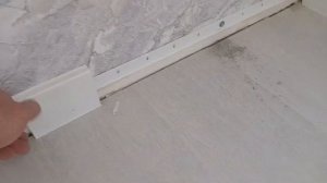 Плинтус ДЮРА IDEAL. Как прикрутить, прибить!