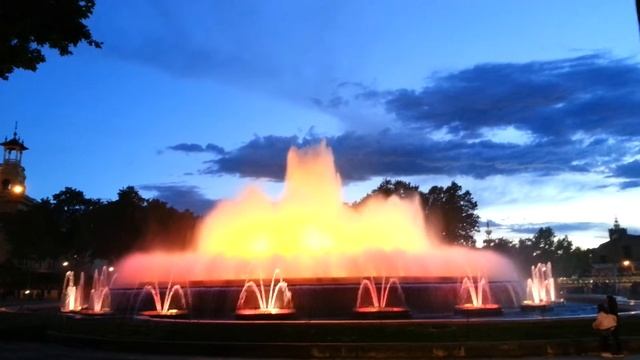 Магическият фонтан на Монтжуик