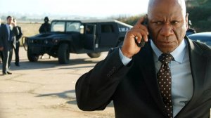 Подарок (краткий пересказ фильма. КиноFOX)