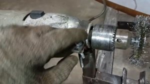 Станок зачистной для чистки арматуры от ржавчины из д?