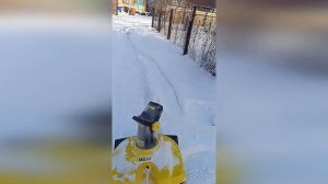 Электрический снегоуборщик Huter SGC 2300E